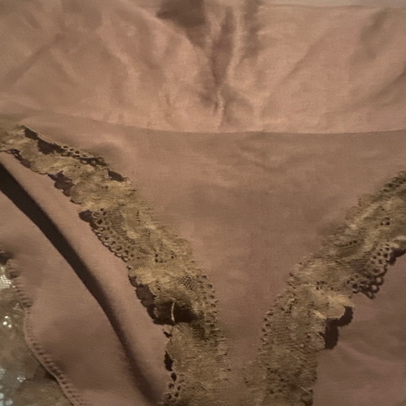 Victorias Secret smoothing shimmer shaper Brief  Panty XXL New - Picture 1 of 2